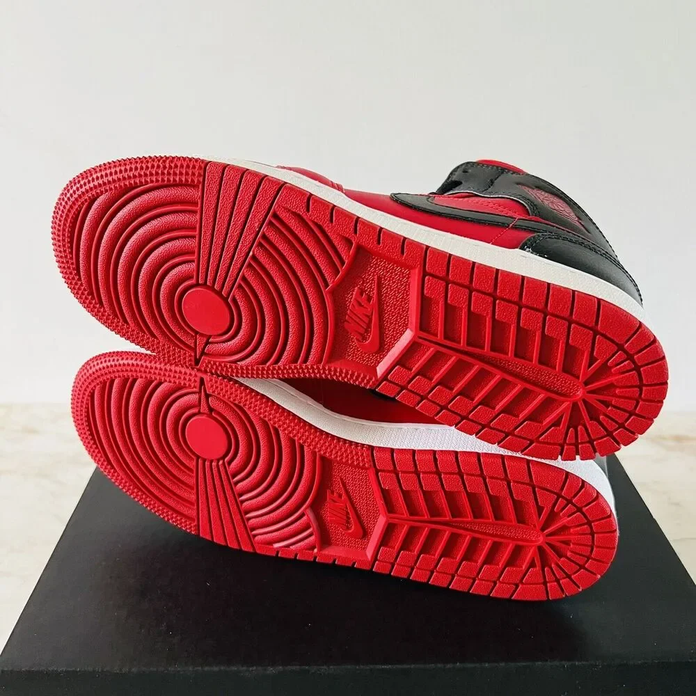 NIKE Air Jordan 1 Mid Gym Red/White/Black - M 5.5 Y (7 W)